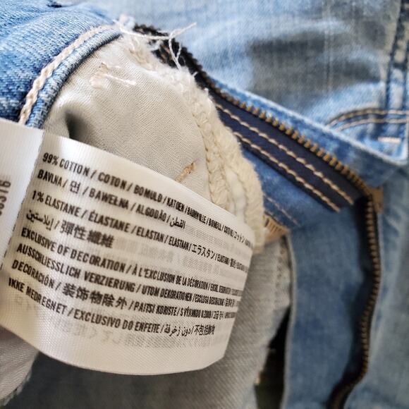 Hollister Light Wash High Rise Denim Jean Cut off shorts  Great Condition - Picture 8 of 10